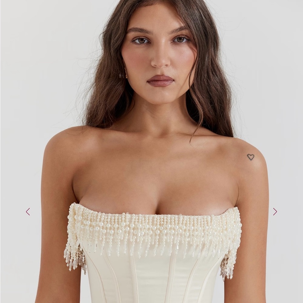 House of CB Nalita Dress -Ivory - Picture 2 of 6